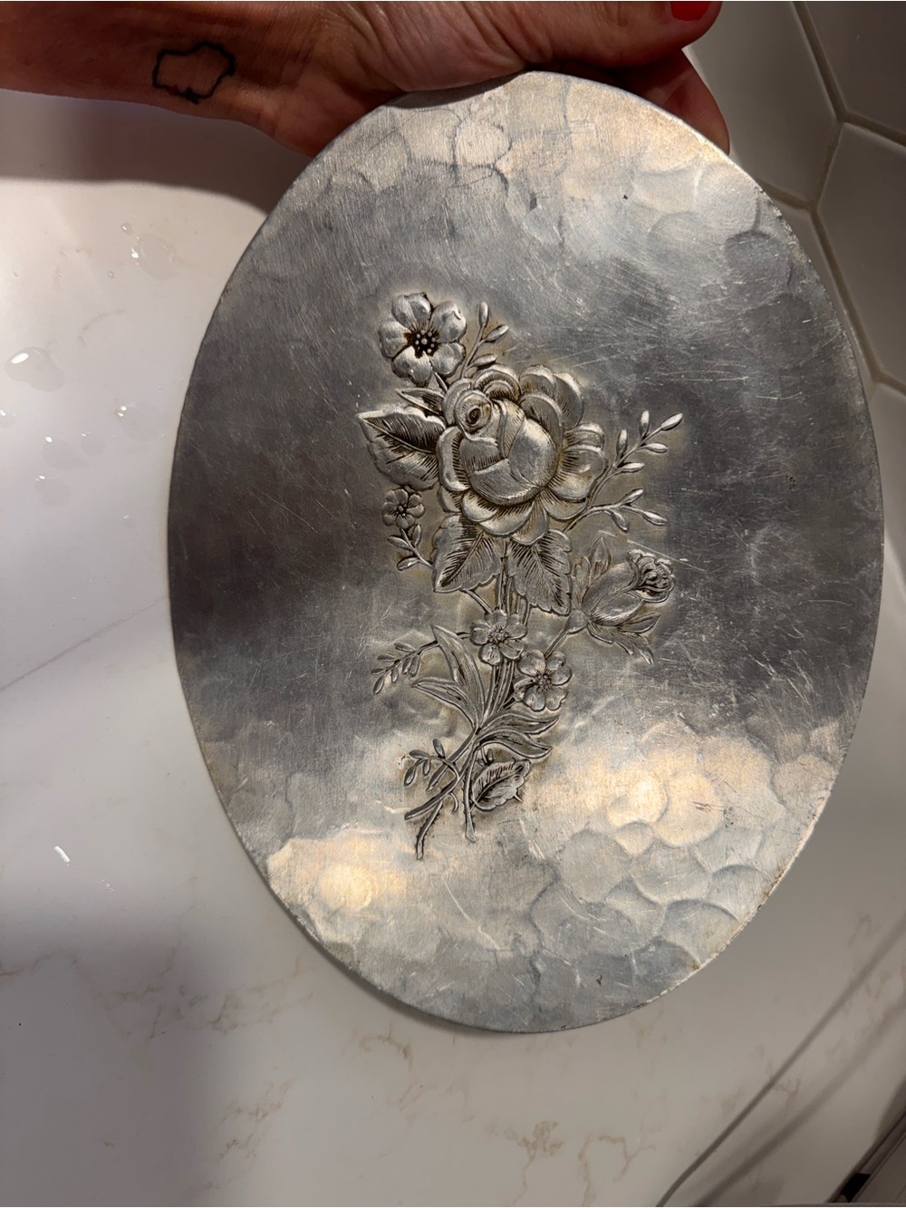 Vintage Everlast Silver Floral Hammered aluminum Tray